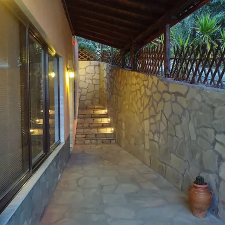 Διαμέρισμα Karvounoskala Στρατώνι