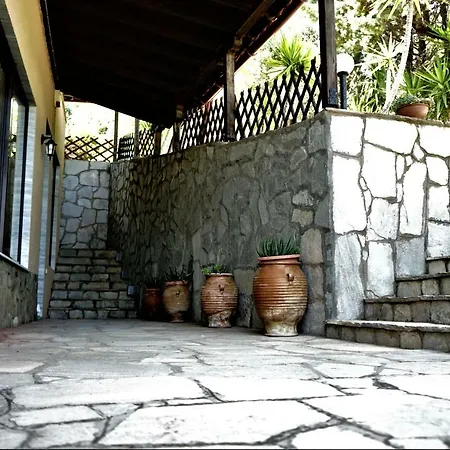 Karvounoskala