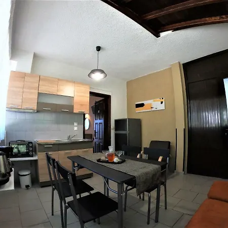 Karvounoskala Apartment Stratonion