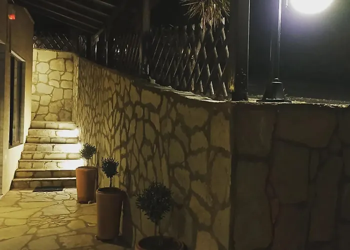 Apartamento Karvounoskala