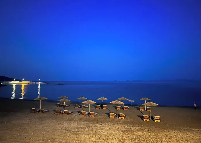 Karvounoskala * Stratoni