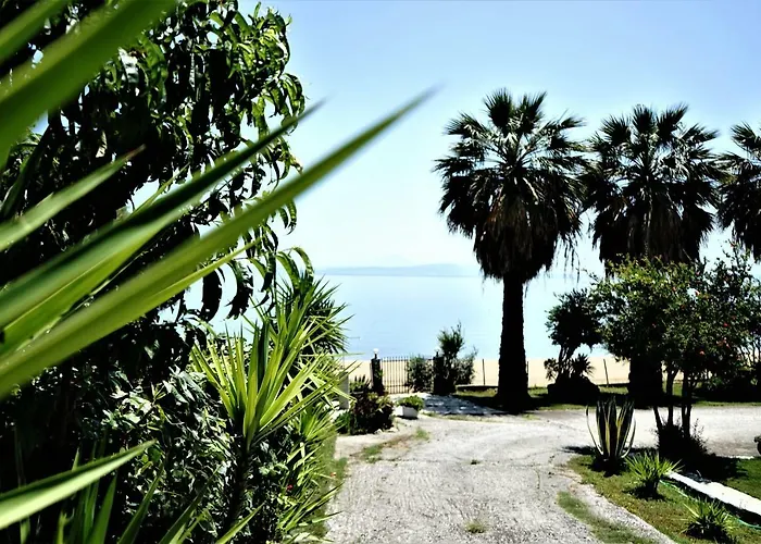 Karvounoskala Apartamento Stratoni