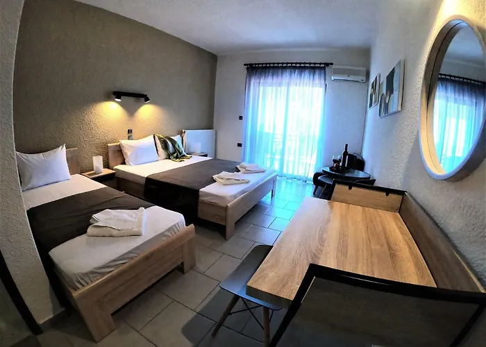 Karvounoskala * Stratoni