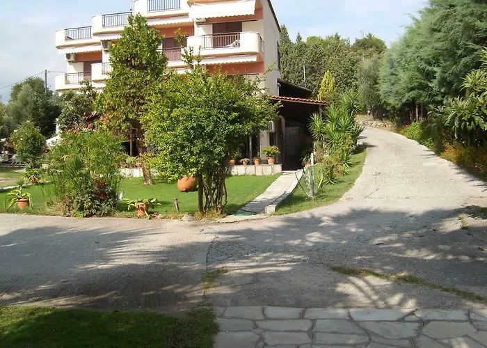 Karvounoskala * Stratoni