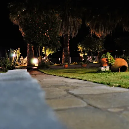 Karvounoskala Stratoni