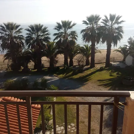 Appartement Karvounoskala
