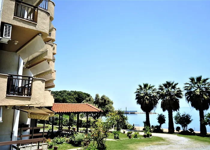 Karvounoskala Apartment Stratonion